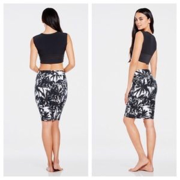 Fabletics Cora skirt