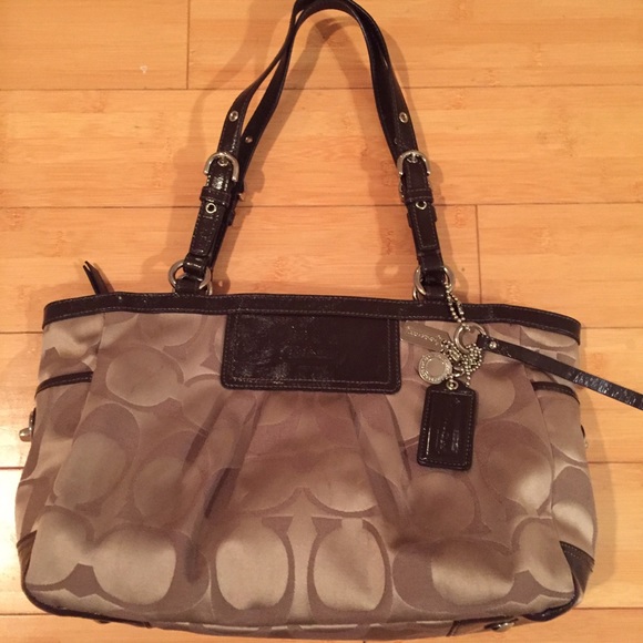 COACH signature C handbag