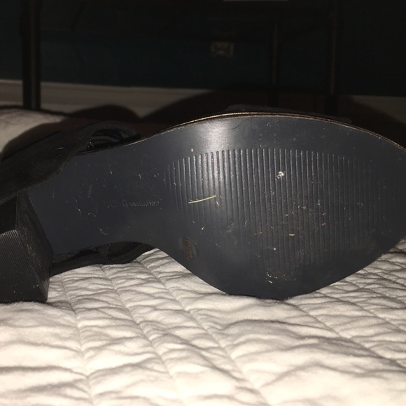 BCBG Cuffed open toe bootie in black suede - Picture 4 of 4