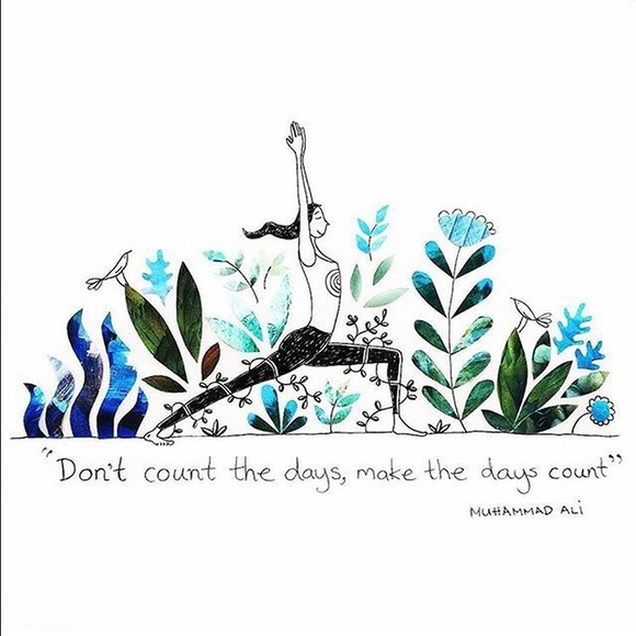 Meet your Posher, Lauren - Picture 3 of 3