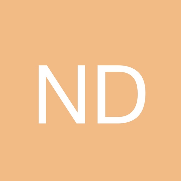 Meet your Posher, Nia