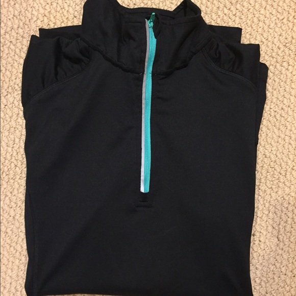 Women's workout jacket thumb holes reflectors