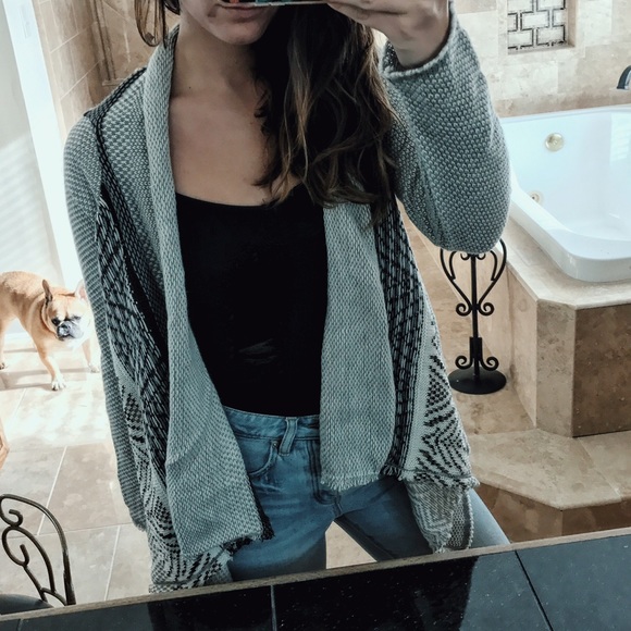 patterned cardigan