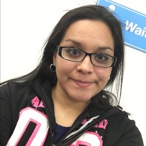 Meet your Posher, Noelia