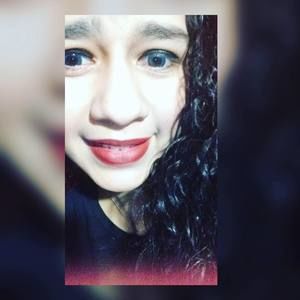 Meet your Posher, Alexandra