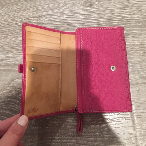Wallet - Picture 2 of 3