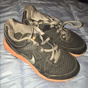 Boys Nikes