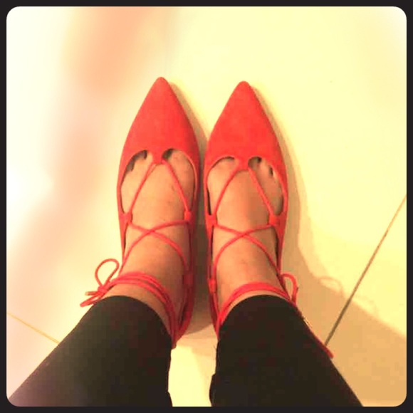 Red Lace Up Flats❤️️