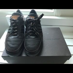 Louis Vuitton men sneakers