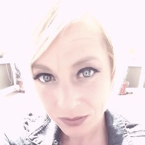 Meet your Posher, Norma