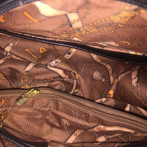 MK purse - Picture 2 of 3