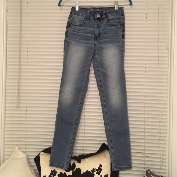 American Eagle Outfitters Denim - AMERICAN EAGLE SUPER STRETCH SKINNY JEANS