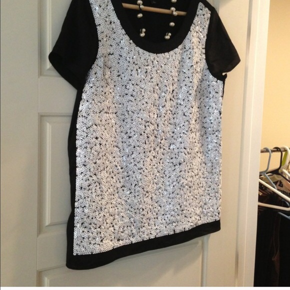 EUC Ann Taylor white sequined on black silky top