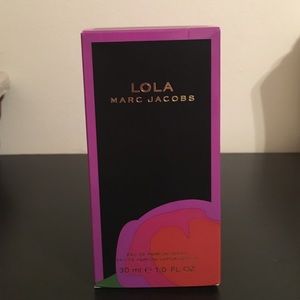 💯👌💄 ! NEW! LOLA BY MARC JACOBS 💯👌🏻🔆🍀