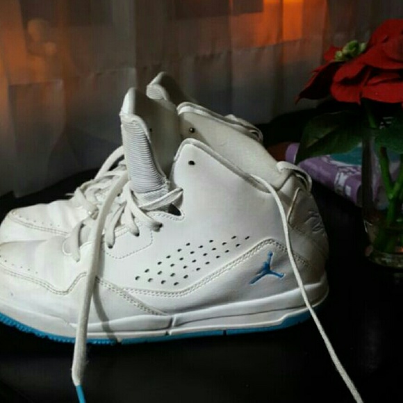 Jordan's kids size 3Y boys