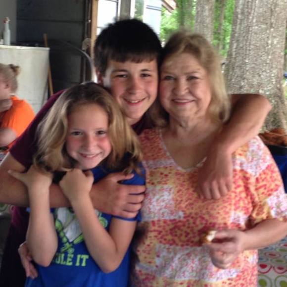 Meet your Posher, Devona