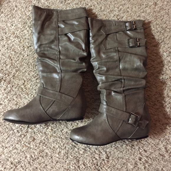 Kohls Brinley Co. tall taupe boots - Picture 2 of 3