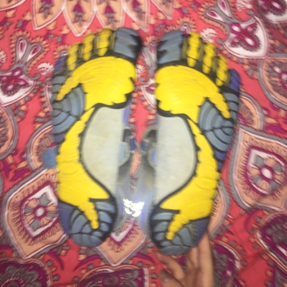 "Vibram" toe shoes Size 36 - Picture 3 of 4