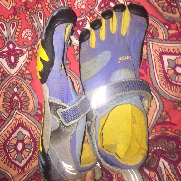 "Vibram" toe shoes Size 36 - Picture 4 of 4