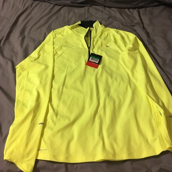 Nike Dri-fit pull over jacket
