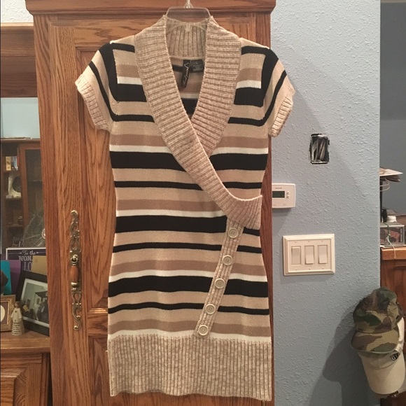 NWOT Juniors Sweater Dress