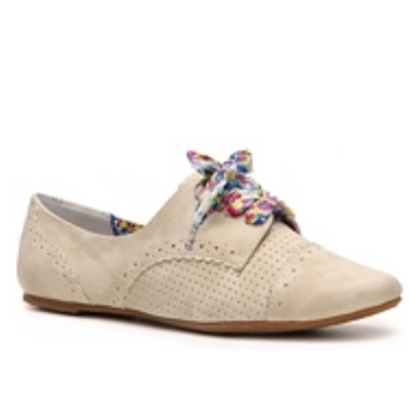 **updated** oxfords/flats