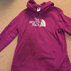 NORTH FACE SWEATSHIRT