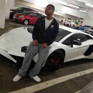 Meet your Posher, Keenan