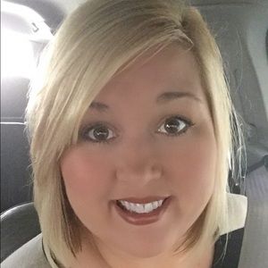 Meet your Posher, Christy