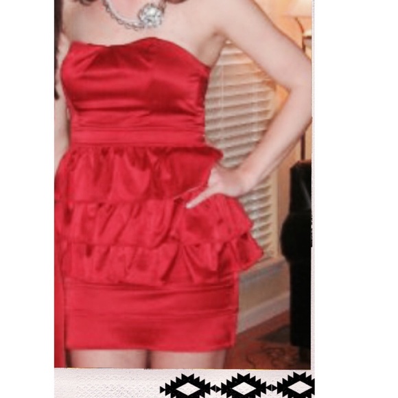 Red Hot 🌶 Ruffled Peplum Strapless Dress