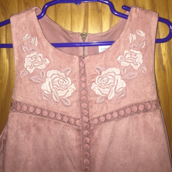 Pink velvet dress - Picture 2 of 4