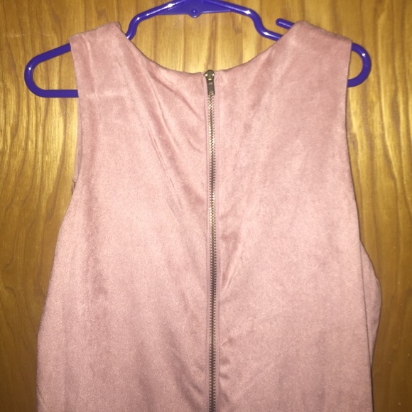 Pink velvet dress - Picture 4 of 4