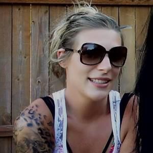 Meet your Posher, Stephanie