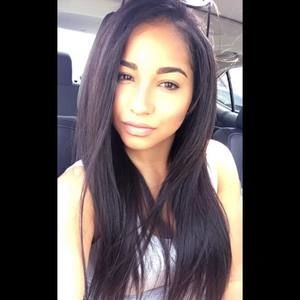 Meet your Posher, Vanessa