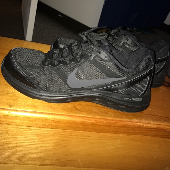 🌟final sale🌟All Black Nikes