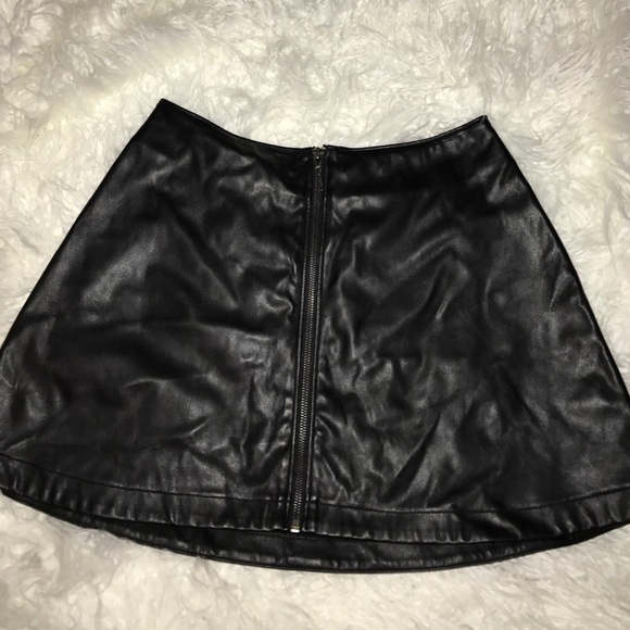 Naven Dresses & Skirts - Naven Leather Mod Circle Skirt Revolve 4 Small