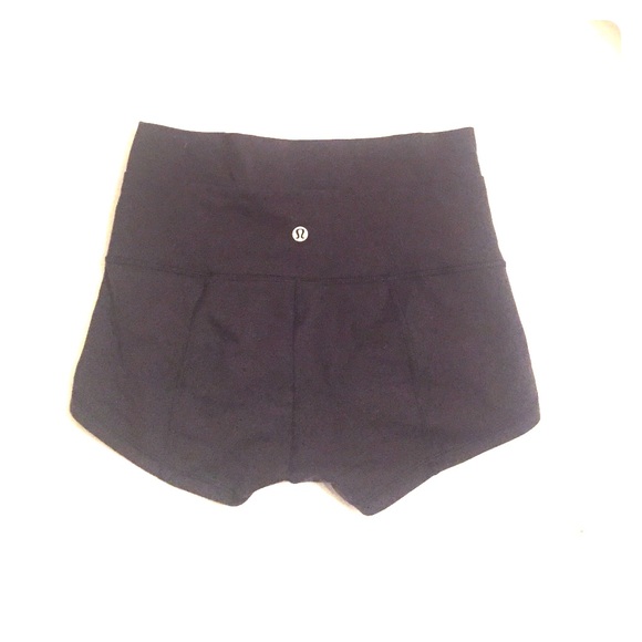 Lulu Wunder Shorts