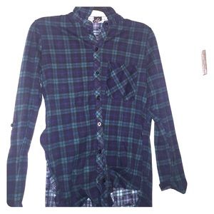 Long sleeve plaid shirt