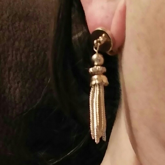 Subtle Elegance - Picture 2 of 4