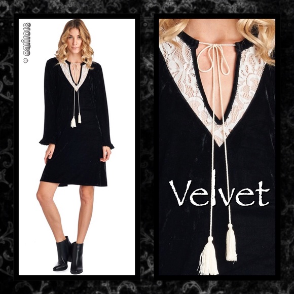 ‼️1 LEFT🆕Velvet Lace Insert Bell Sleeve Boho - Picture 3 of 3
