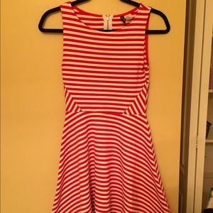 divided stripped skater dress