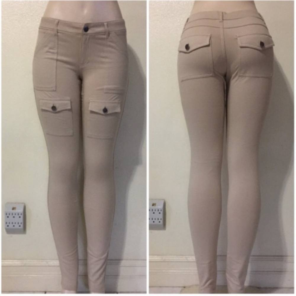 BRAND NEW Mid-rise Skinny Jeggings