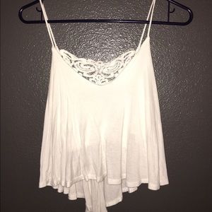 Cropped cream top