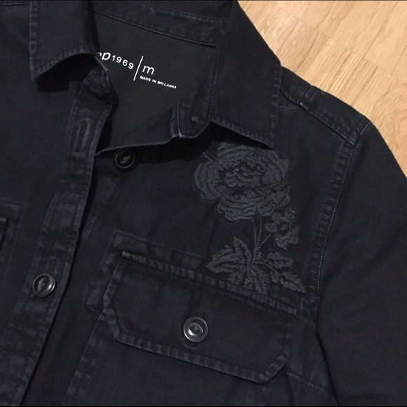Gap Embroidered Shirt Jacket - Picture 3 of 4
