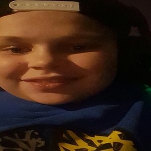 Meet your Posher, Ethan