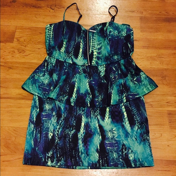 Kensie full peplum dress - Picture 2 of 4