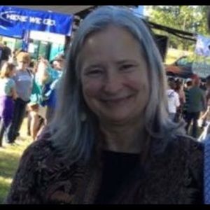 Meet your Posher, Debbie