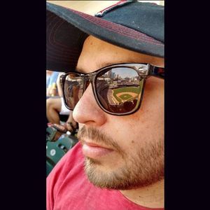 Meet your Posher, Scott