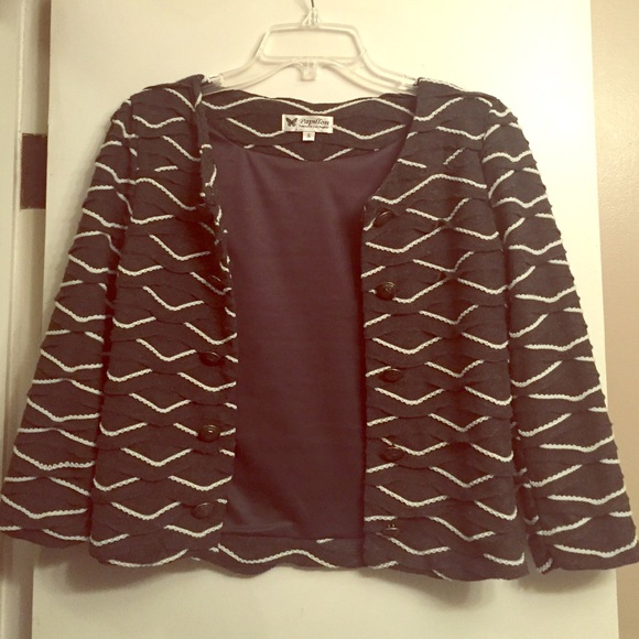 Papillon open front cardigan size S