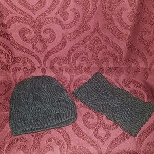 ☃Gray Cable Knit Beanie & Ear Warmer Set ☃